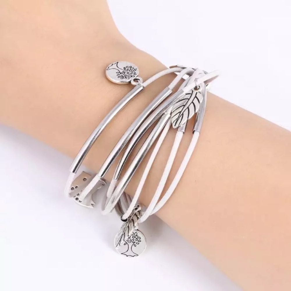 NEW!๐๐๐ณWHITE BIRD TREE CHARM BRACELET๐ณ๐๐LIFE - Picture 2 of 3